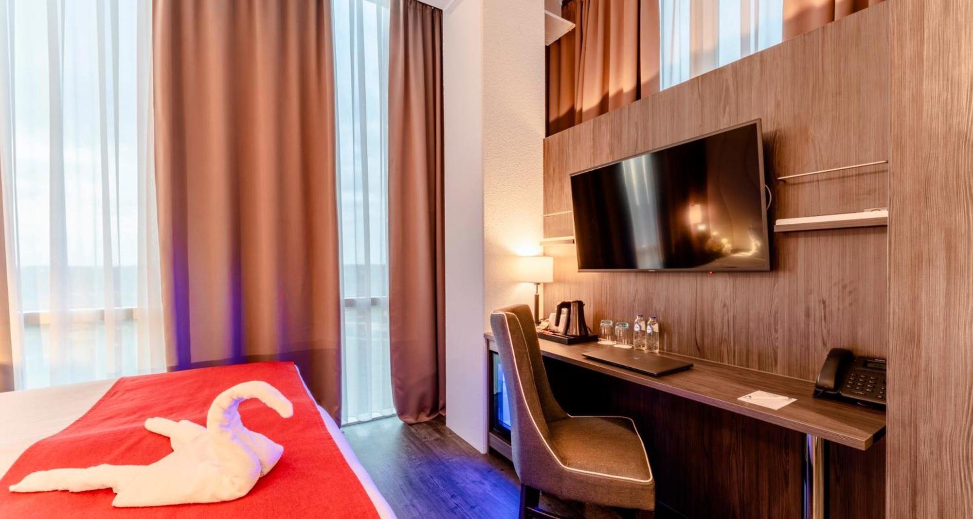 Plaza Premium Алмере Экстерьер фото